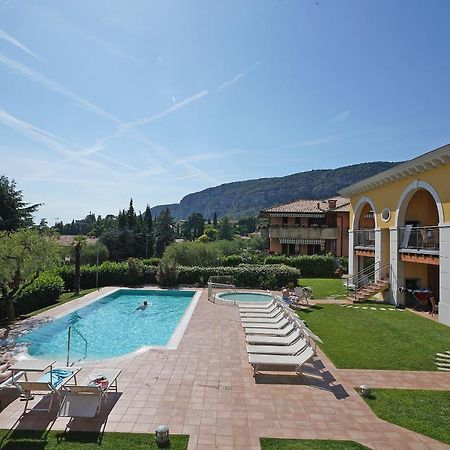 Appartamenti Corte Leonardo Garda  Esterno foto